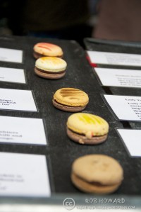macaroons at a market