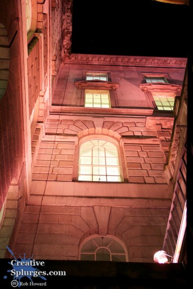 1/25sec, f/4, ISO 1250, 25mm