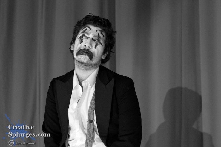 1/200sec, f/2.5, ISO 1000, exposure bias -0.67, 50mm