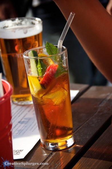 I make this Pimm's O'clock, don't you?