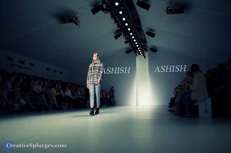 1/400sec, f/4.5, ISO 800, 18mm