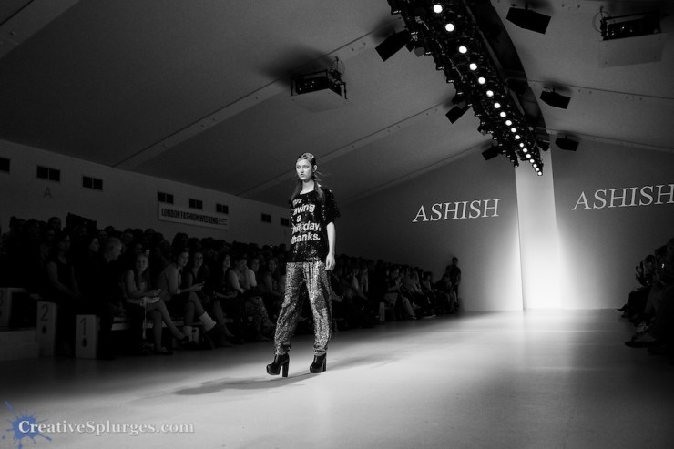 1/400sec, f/4.5, ISO 800, 18mm