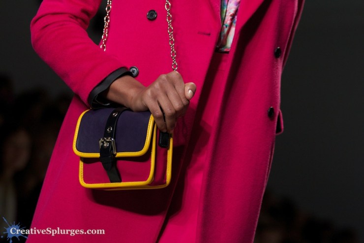 1/400sec, f/4.5, ISO 800, 110mm