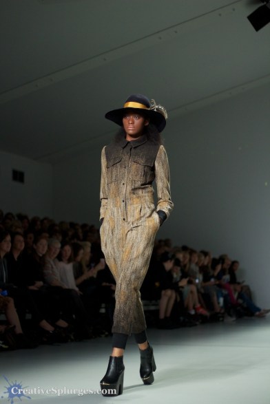 1/1600sec, f/1.8, ISO 800, 50mm