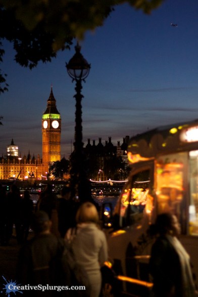 1/125sec, f/1.8, ISO 2500, 50mm