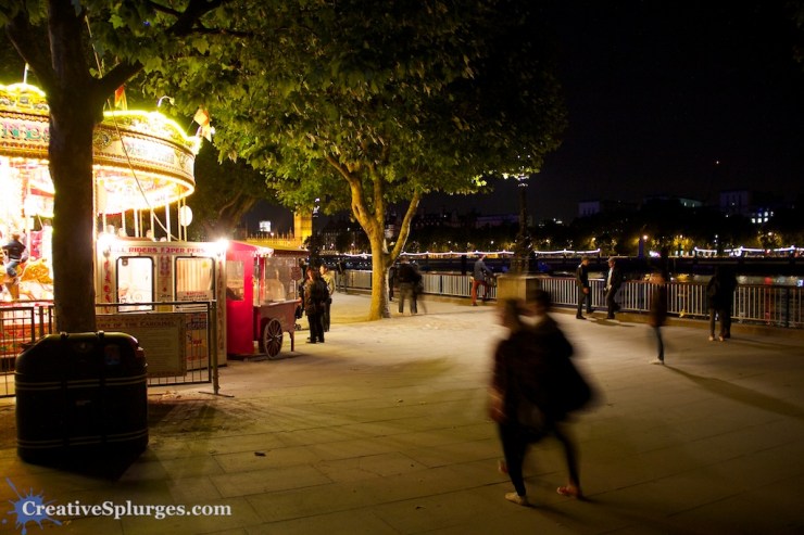 1/5sec, f/3.5, ISO 1000, 18mm