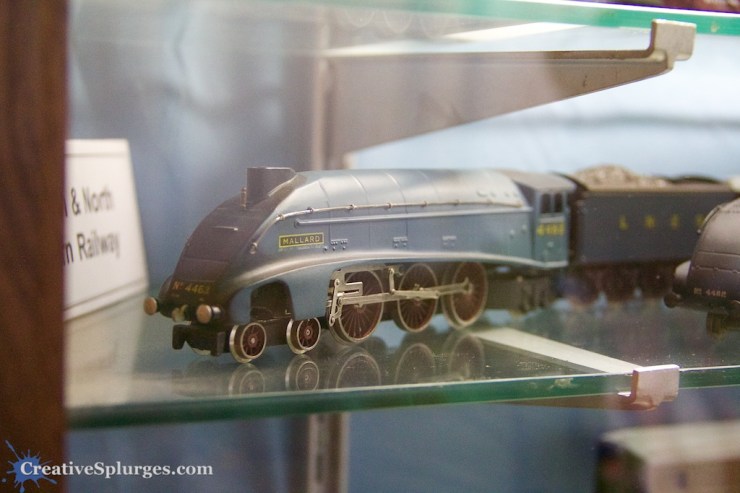 1/200, f/5, ISO 5000, 42mm