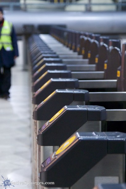 1/80sec, f/4, ISO 4000, 80mm