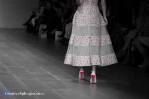 1/400sec, f/4, ISO 800, 102mm