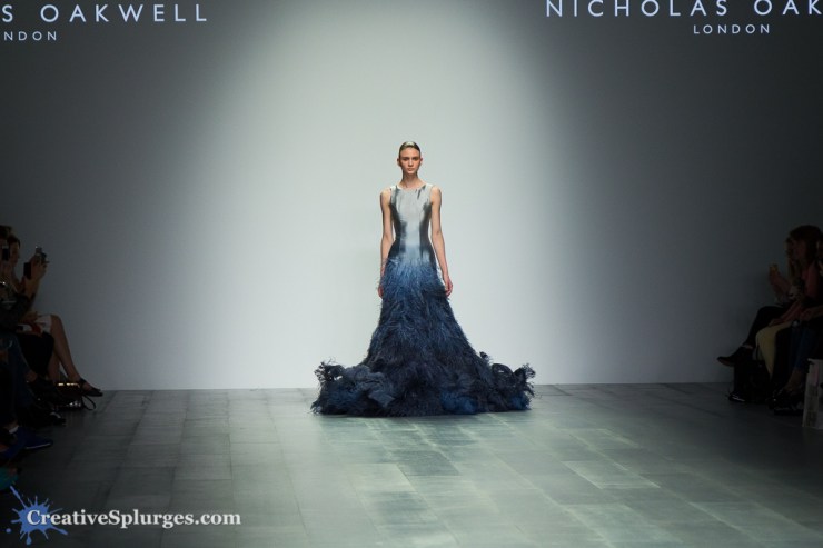 1/400sec, f/4, ISO 800, 105mm