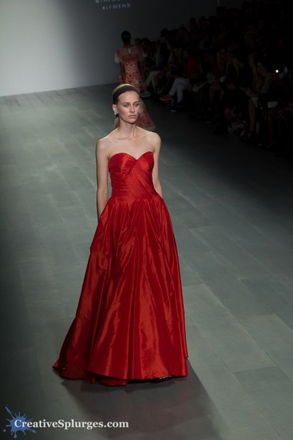 1/400sec, f/5.6, ISO 800, 67mm