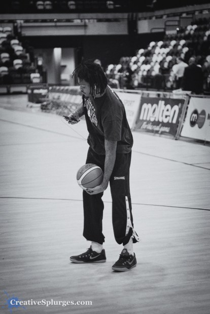 1/640sec, f/1.4, ISO 1600, 50mm