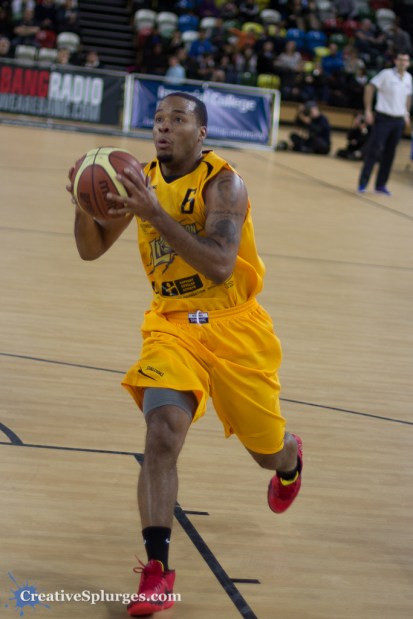 1/800sec, f/1.4, ISO 250, 50mm