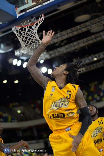 1/640sec, f/1.4, ISO 320, 105mm