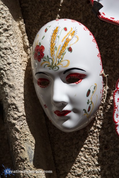 1/2000sec, f/4, ISO 100, 105mm