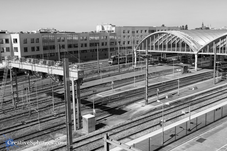 1/1000sec, f/4, ISO 100, 24mm