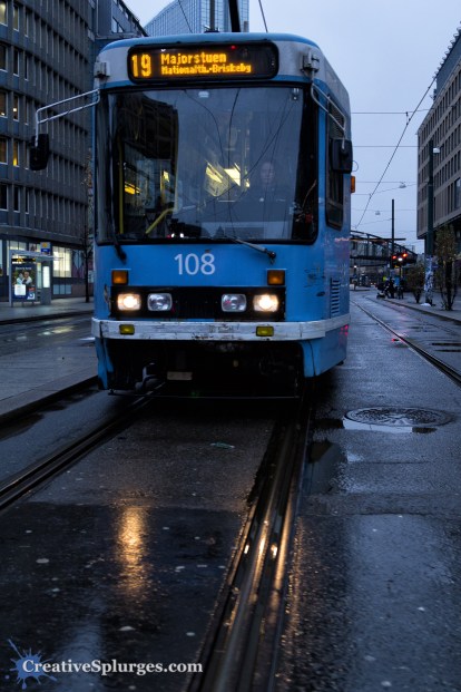 1/80, f/4, ISO 500, 24mm