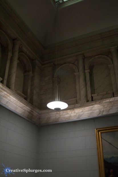 1/100, f/4, ISO 1000, 24mm